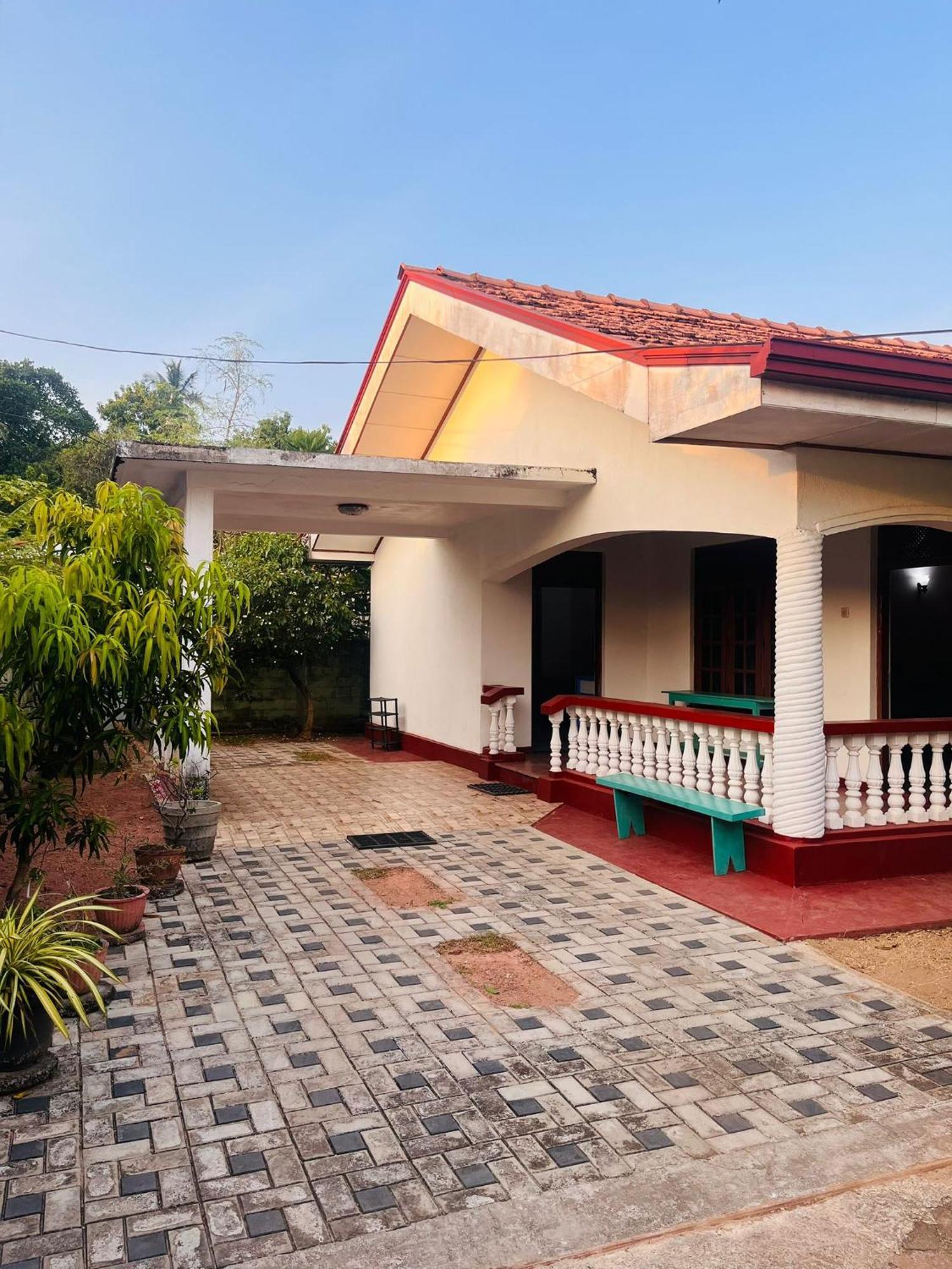 Ceylon Glory Hostel Negombo Exterior foto
